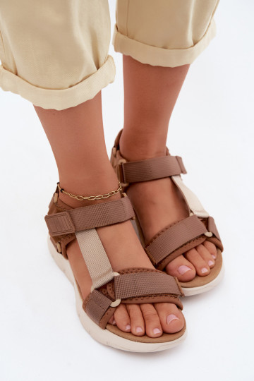 Pruunid naiste sandaalid spordistiilis Artiker 58C1231