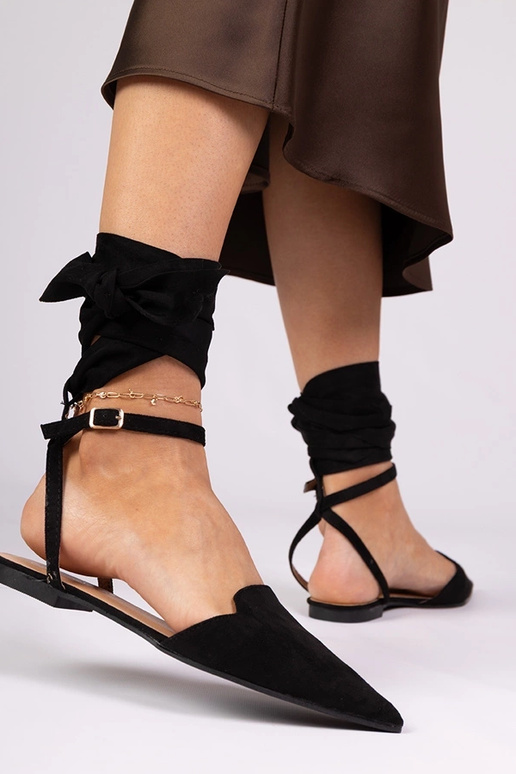 Mustad madalad kontsad mules Mella