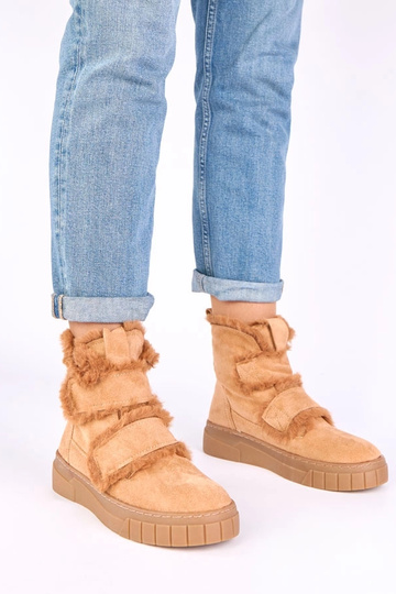 Pruunid ankle boots, millel on klamber ja karusnahk Grace