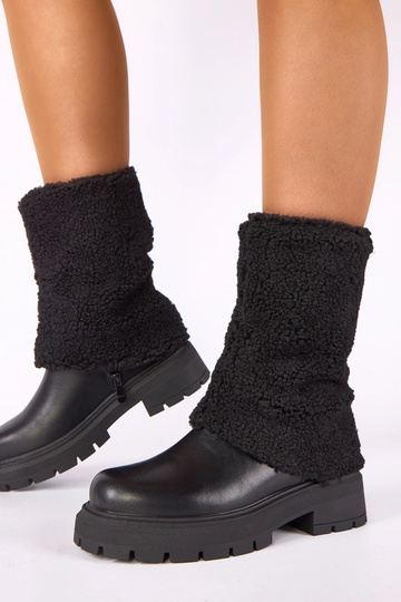 Mustad ankle boots koos volditud kangast varrukaga Darlene