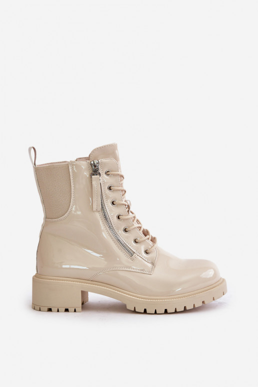 Kreemjas värvi töö ankle boots läikeefektiga Ravanthia