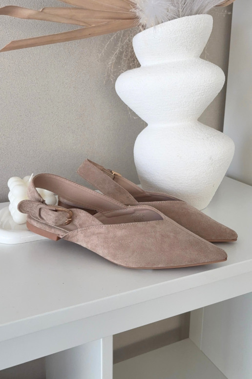Kreemjas värvi naiste ballerinad klambritega Tanelia