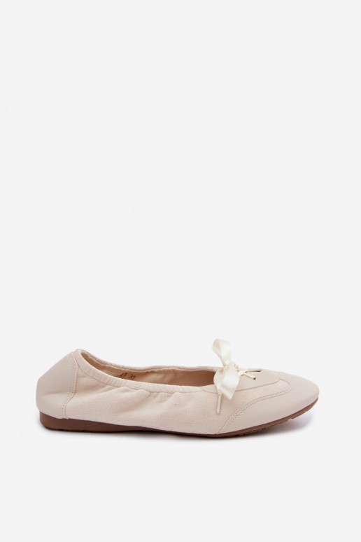 Ivory spordistiilis ballerinad stiilsete detailidega Peonia
