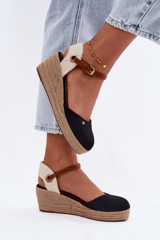 Mustad espadrillid platvormiga