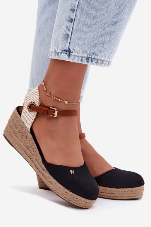 Mustad espadrillid platvormiga