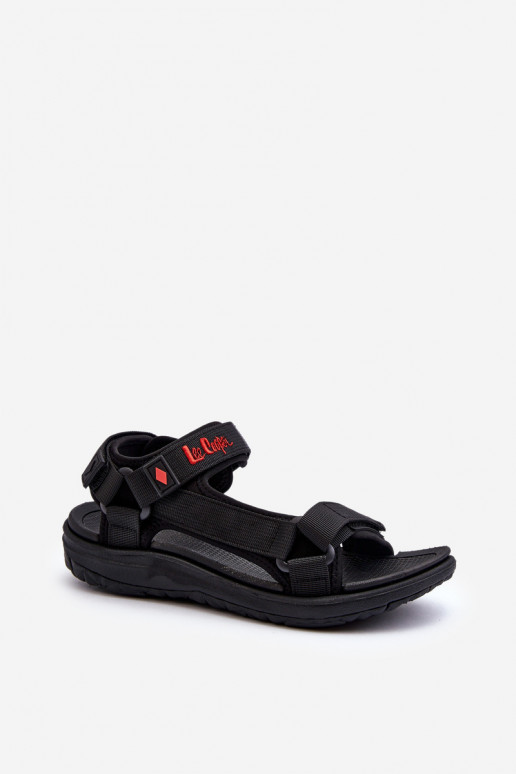 Naiste sandaalid kleepuvate kinnitustega mustad Lee Cooper LCIN-26-34-4423L