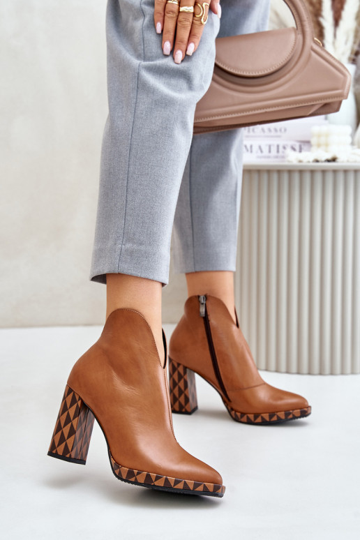 Pruun nahast ankle saapad kontsadega Laura Messi 2836