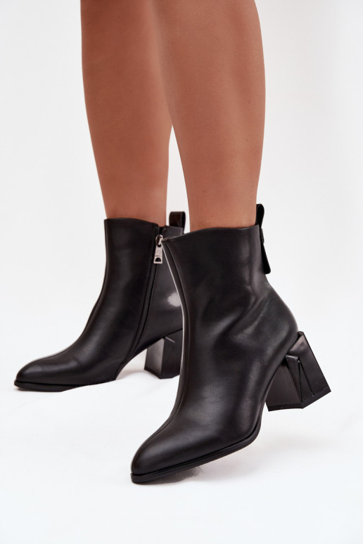 Isolatsiooniga ankle boots kontsaga valmistatud looduslikust nahast Vinceza 66812 mustas värvitoonis