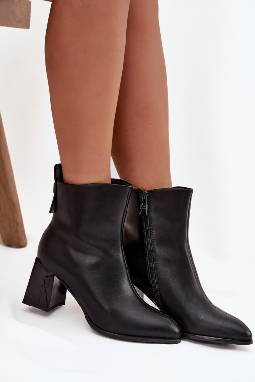 Isolatsiooniga ankle boots kontsaga valmistatud looduslikust nahast Vinceza 66812 mustas värvitoonis