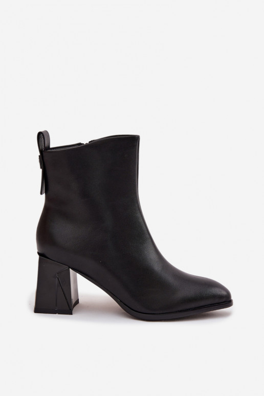 Isolatsiooniga ankle boots kontsaga valmistatud looduslikust nahast Vinceza 66812 mustas värvitoonis