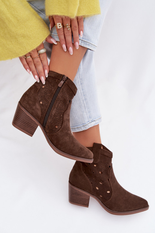 kauboistiilis naiste ankle boots lõikeelementidega CzekoladoĮe Nolvina