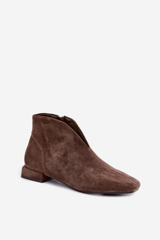 Khaki madalad säärebootsid Cut Out laiad kontsad Canella