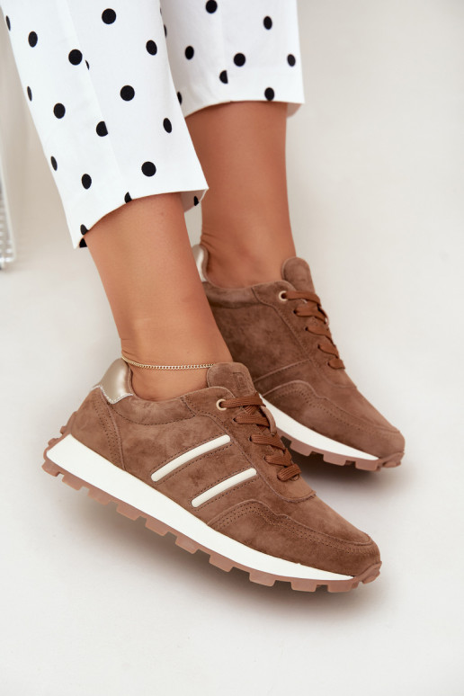 tennisest kunstsuede D&A LR62-7101 pruuni värvuses