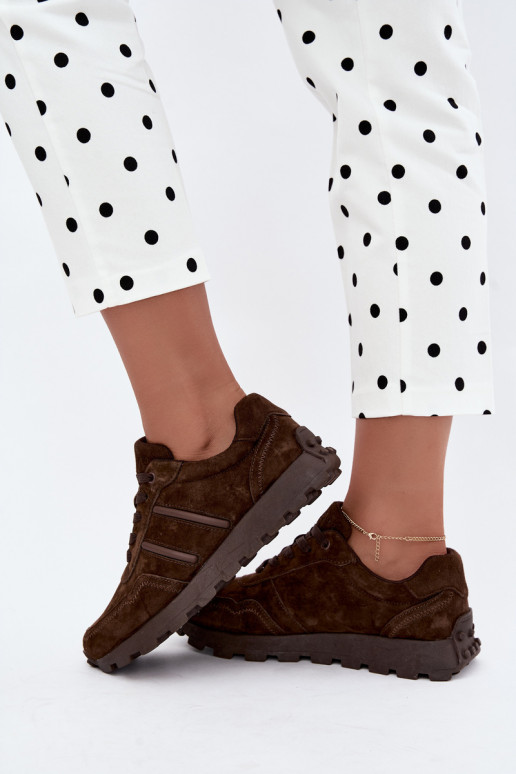 tennisest kunstsuede D&A LR62-7101 pruuni värvuses