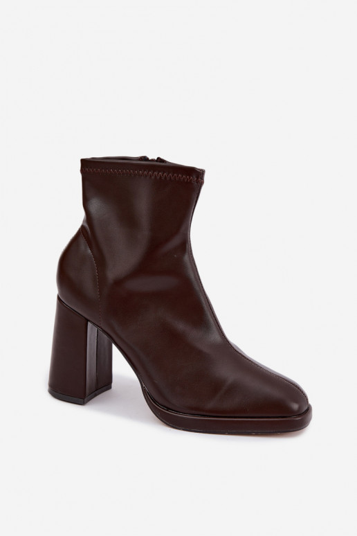Naiste ankle boots kunstnahk'ist kontsadega šokolaadi värvi Karvella