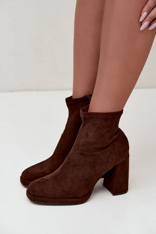Naiste ankle boots kunstsuede'ist kontsadega pruuni värvi Karvella