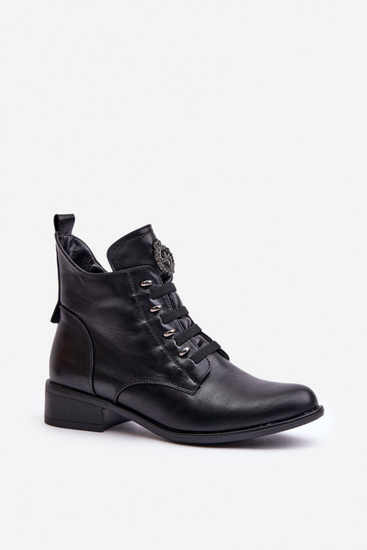 Madala soe ankle boots kaunistustega mustas värvuses Nevalia