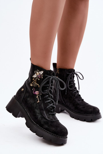 Kunstnahast tööde ankle boots, millel on mustad klambrid 2