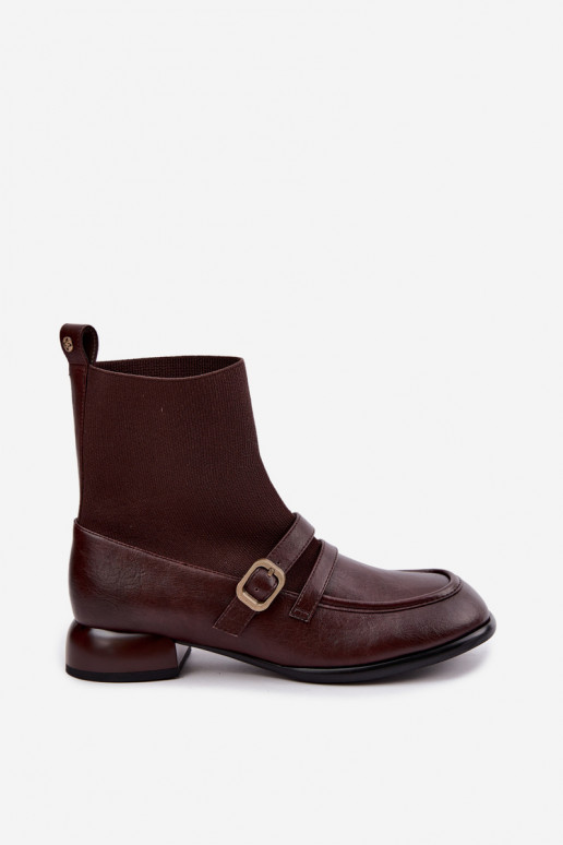Anklets sokkidega varrukatega pruunid