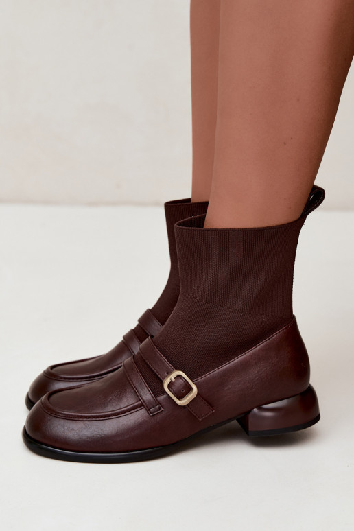 Anklets sokkidega varrukatega pruunid