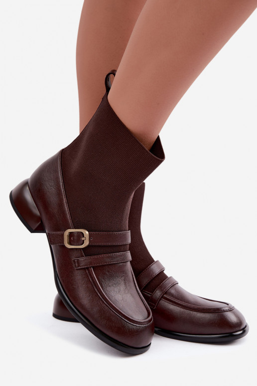 Anklets sokkidega varrukatega pruunid
