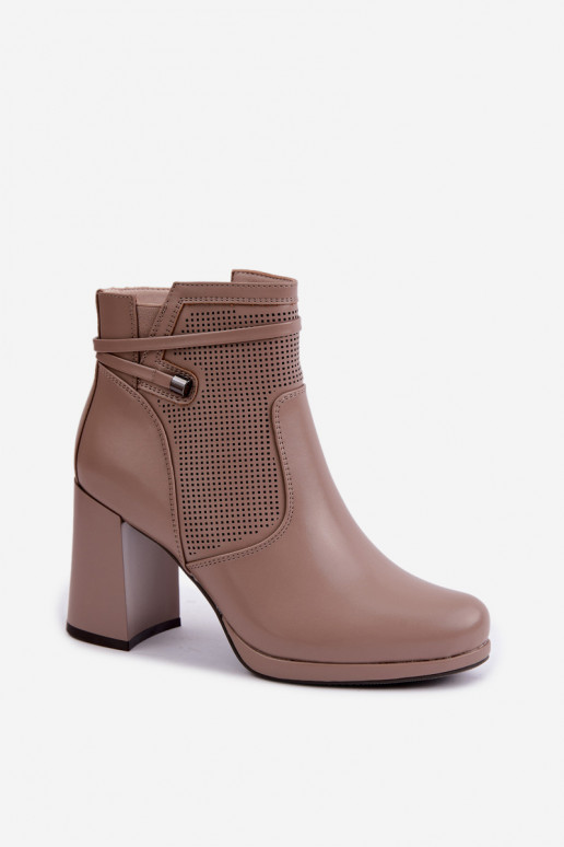 Kunstnahast soojaid ankle boots kontsaga sandi värviga