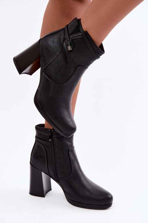Kunstnahast soojaid ankle boots kontsaga musta värviga