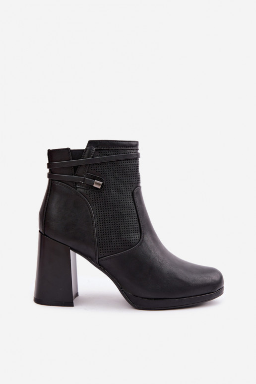 Kunstnahast soojaid ankle boots kontsaga musta värviga