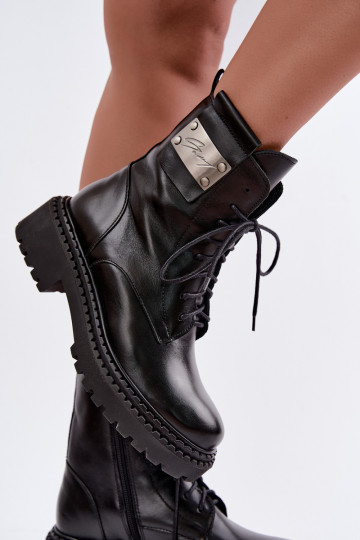 Naise soojaid ankle boots dekoratiivsete detailidega Zazoo 60574 mustas värvuses
