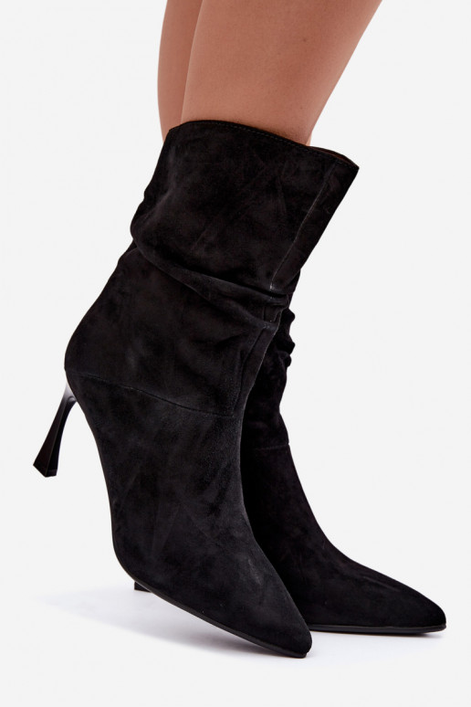 ankle boots kunstsuede õhukeste kontsadega soojustatud volangidega D&A JC62-1038 mustas värv