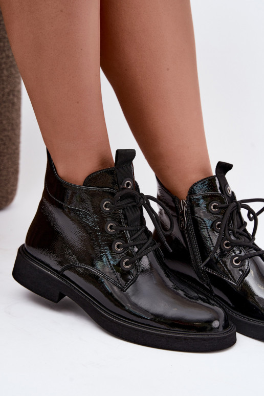 ankle boots lakiefektiga soojustatud laiad kontsad D&A CR62-3338 mustas värv