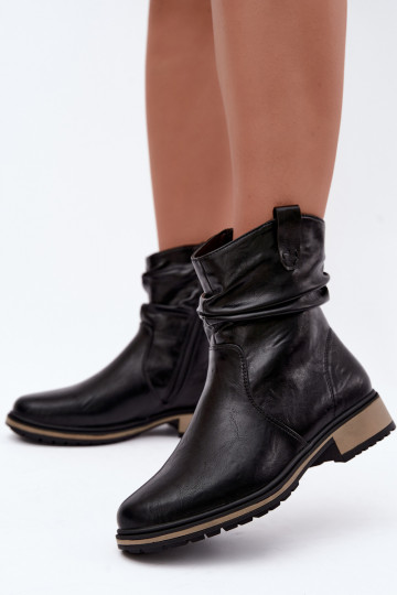 Soojad naiste ankle boots kortsudega mustas 2