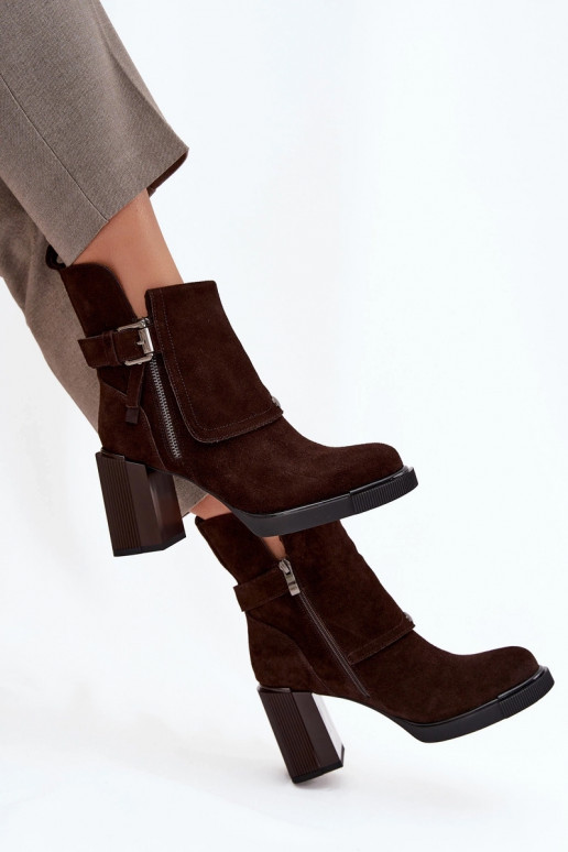 Šokolaadist ankle boots kunstnahast koos kontsade ja pandlitega Vinceza 91152