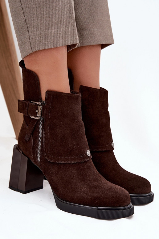 Šokolaadist ankle boots kunstnahast koos kontsade ja pandlitega Vinceza 91152