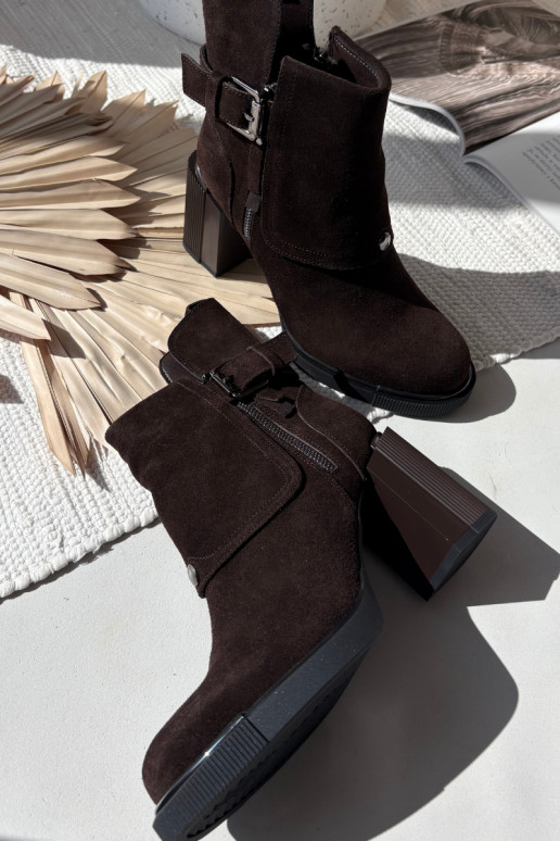 Šokolaadist ankle boots kunstnahast koos kontsade ja pandlitega Vinceza 91152