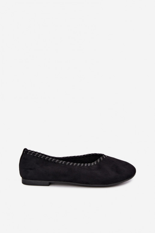 Mustad balletkingad koos kootud detailiga Talessa