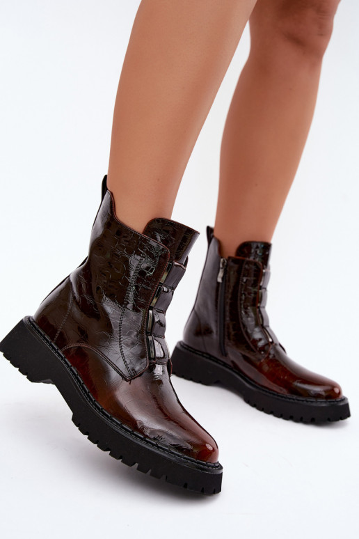 Isolatsiooniga naiste ankle saapad lakiefektiga T.Sokolski Z26-501 pruunid