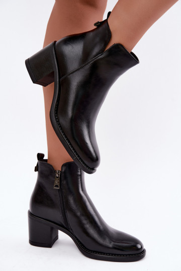 Isolatsiooniga ankle boots kontsadega mustas värvuses Vinceza 58650