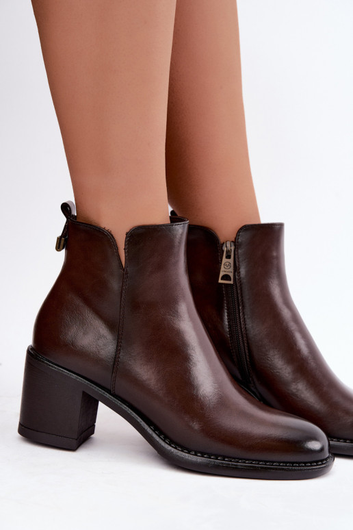 Isolatsiooniga ankle boots kontsadega tumepruunis värvuses Vinceza 58650