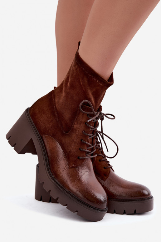Naiste ankle boots paksudel kontsadel isoleeritud pruunis värvuses Vinceza 58665