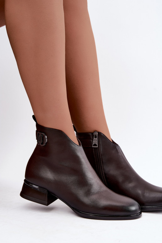 Isolatsiooniga ankle boots dekoratiivsete rihmadega šokolaadi värvuses Vinceza 58692