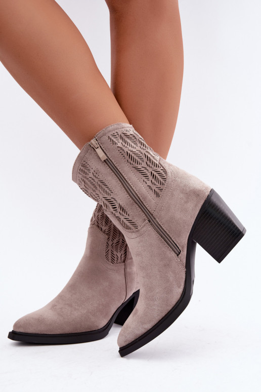 Ankle boots lõikeelementidega isoleeritud liivavärvuses Salinae