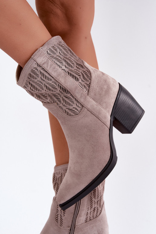 Ankle boots lõikeelementidega isoleeritud liivavärvuses Salinae