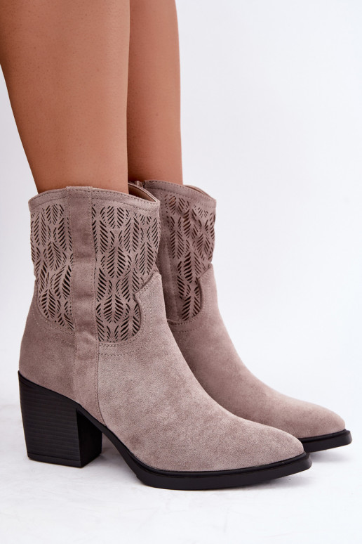 Ankle boots lõikeelementidega isoleeritud liivavärvuses Salinae