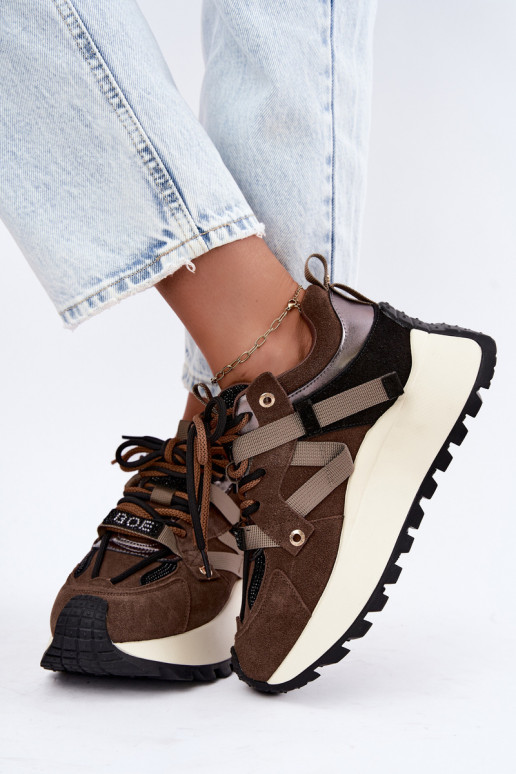 Pruunid kunstsuede spordijalatsid platvormiga GOE UU2N4001