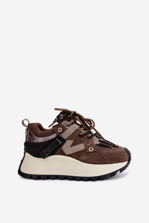Pruunid kunstsuede spordijalatsid platvormiga GOE UU2N4001