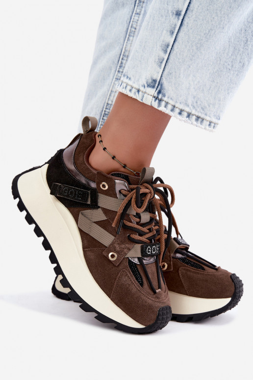 Pruunid kunstsuede spordijalatsid platvormiga GOE UU2N4001