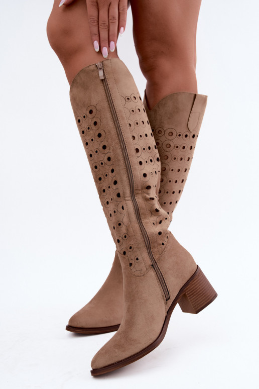 Knee-high saapad perforatsioonielementidega Kireya pruun