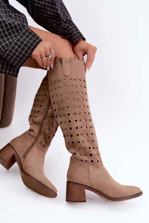 Knee-high saapad perforatsioonielementidega Kireya pruun