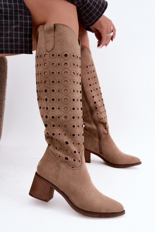 Knee-high saapad perforatsioonielementidega Kireya pruun